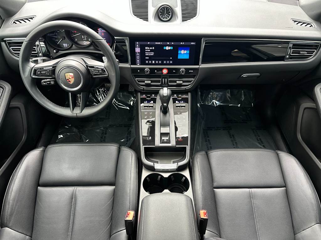 Thumbnail: 2025 Porsche Macan - 9