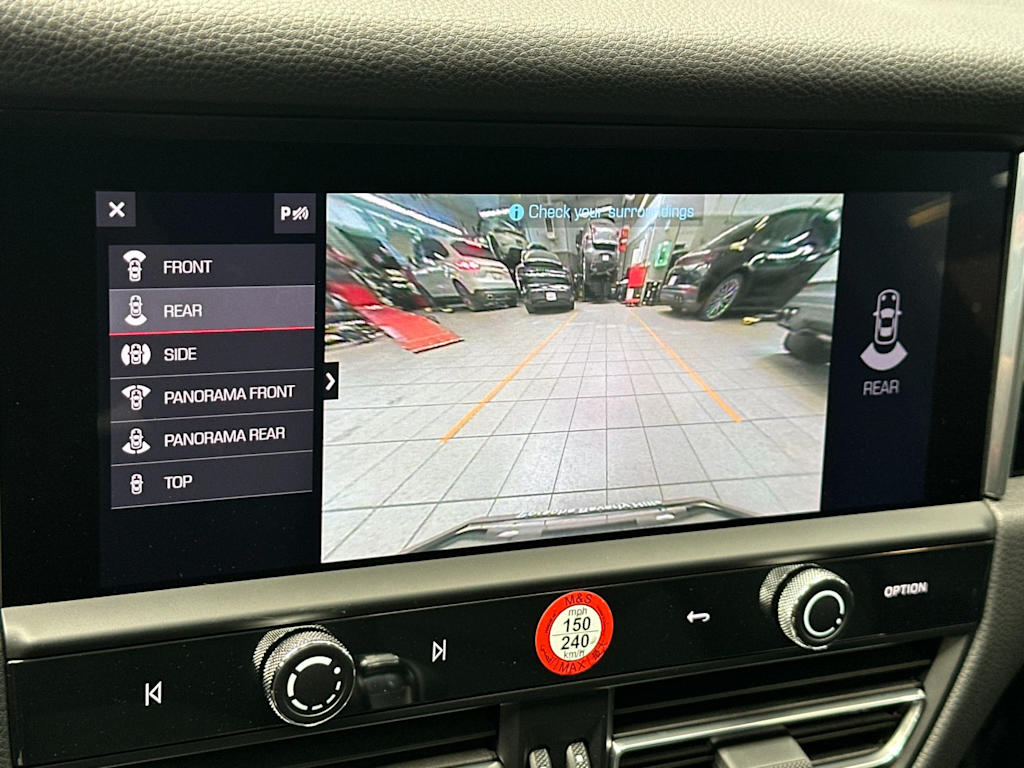 Thumbnail: 2025 Porsche Macan - 27