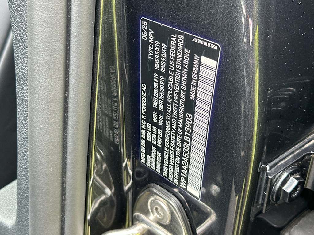 Thumbnail: 2025 Porsche Macan - 17