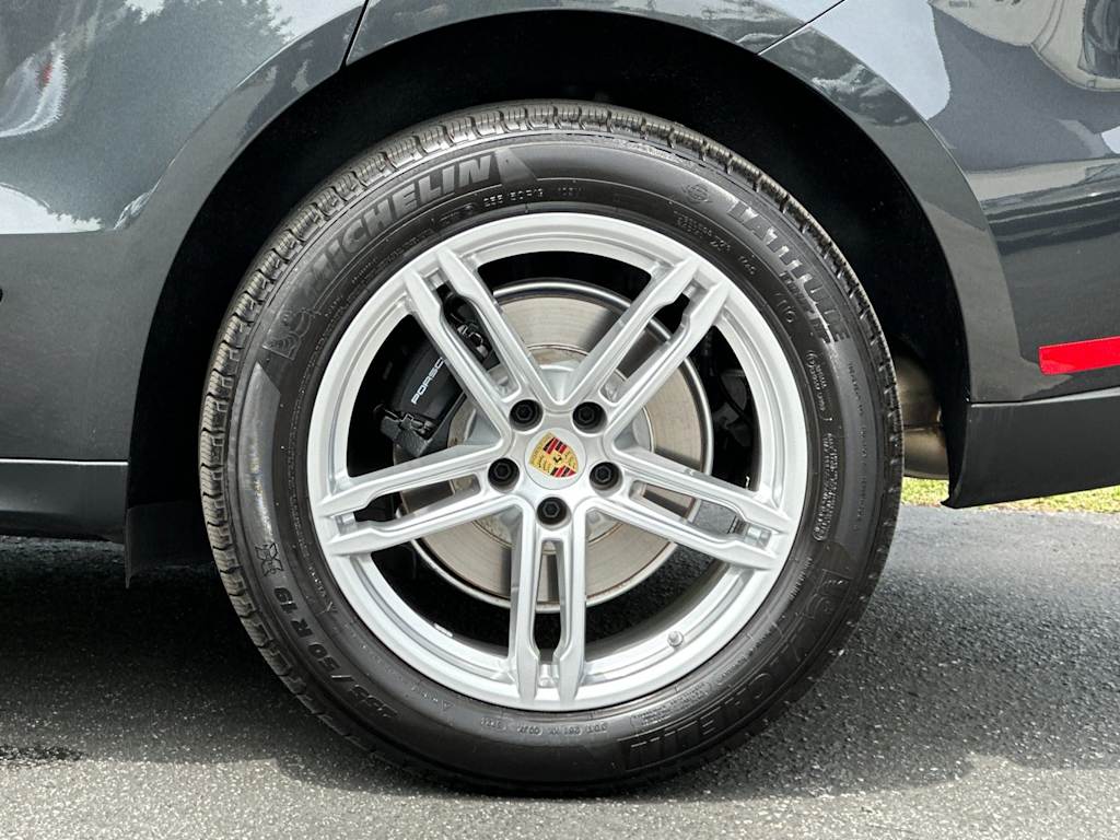 Thumbnail: 2025 Porsche Macan - 7