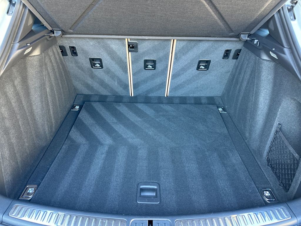 Thumbnail: 2025 Porsche Macan - 17