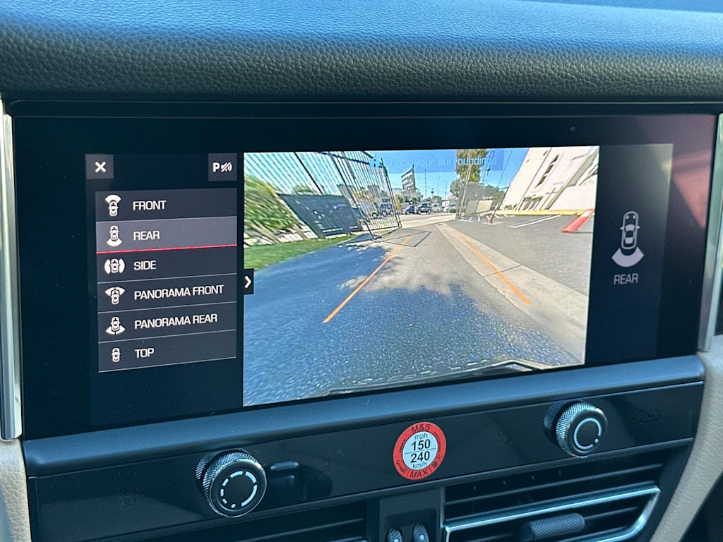 Thumbnail: 2025 Porsche Macan - 26