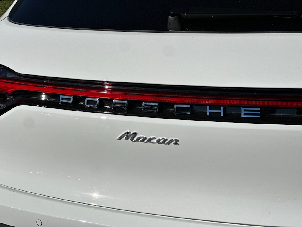 Thumbnail: 2025 Porsche Macan - 7