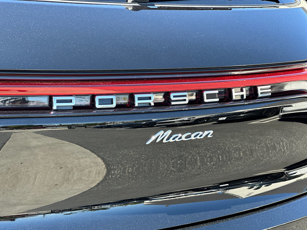 Thumbnail: 2025 Porsche Macan - 7