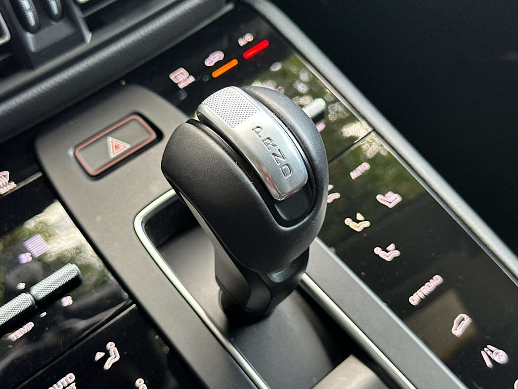 Thumbnail: 2024 Porsche Macan - 28