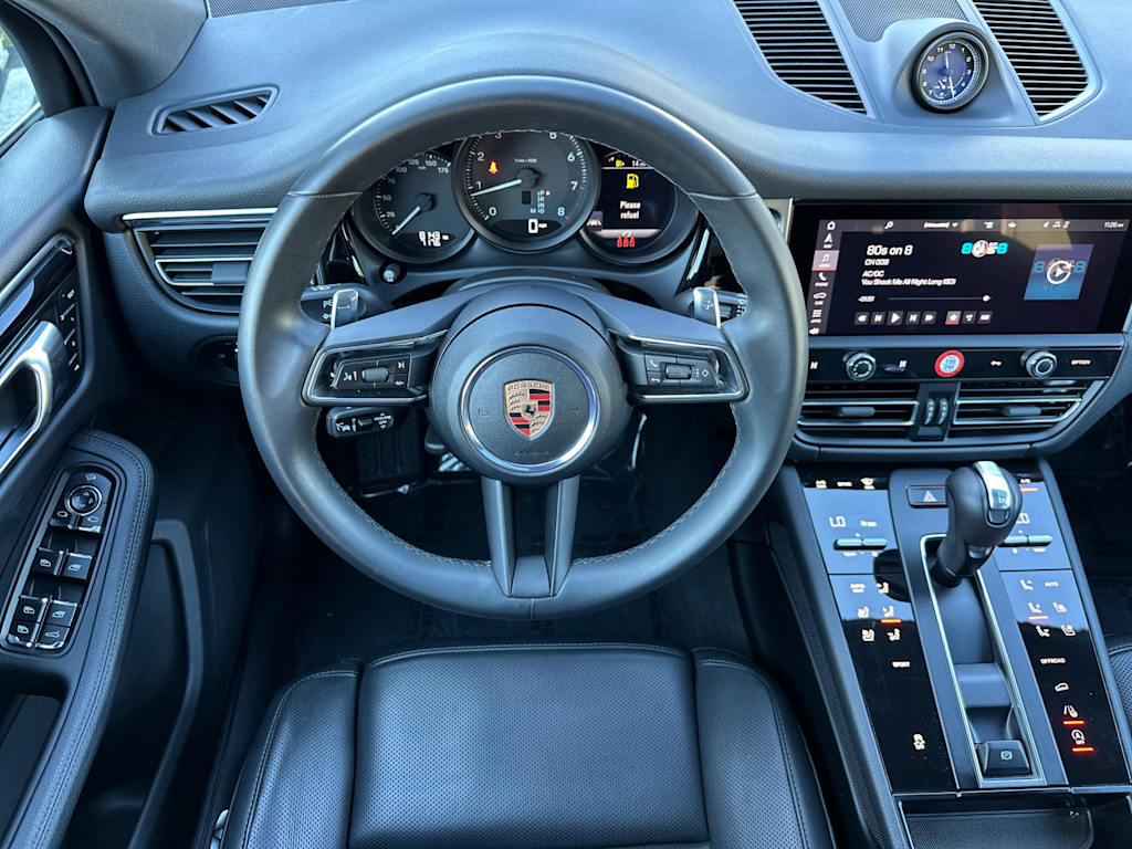 Thumbnail: 2025 Porsche Macan - 9