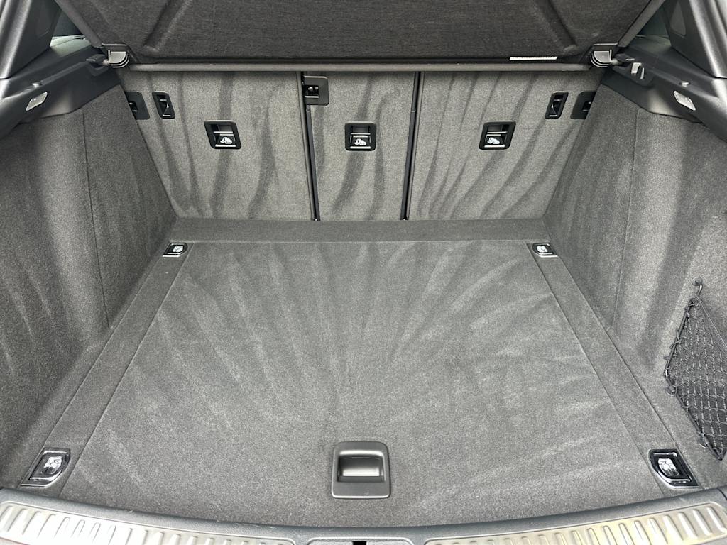 Thumbnail: 2025 Porsche Macan - 17