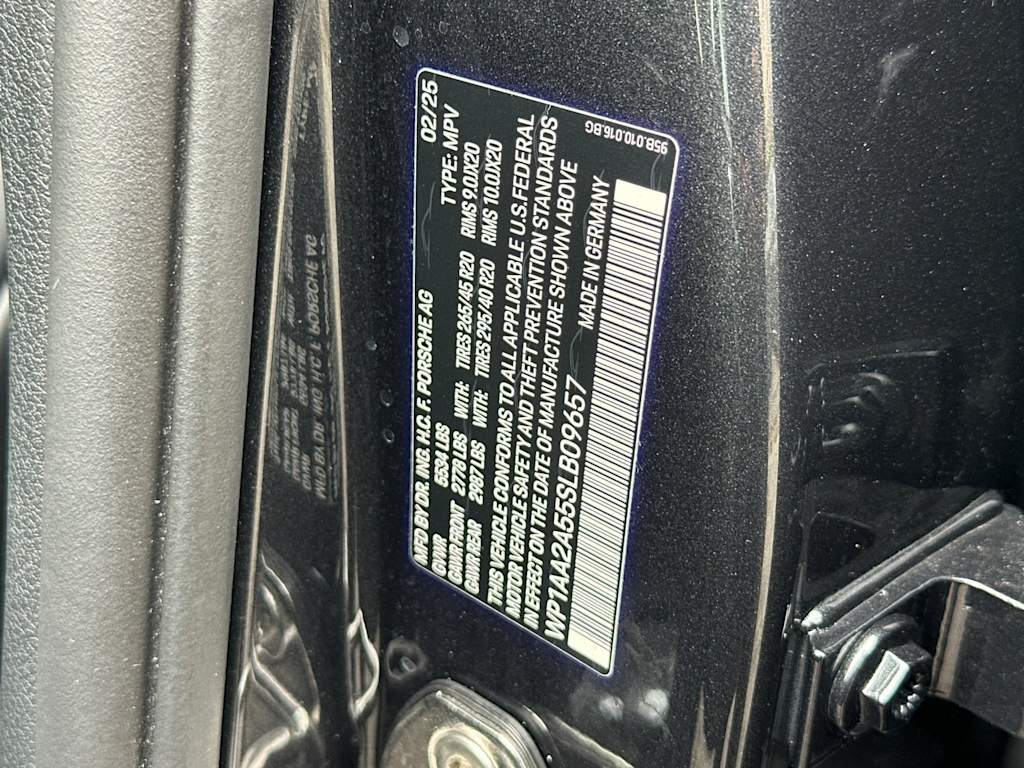 Thumbnail: 2025 Porsche Macan - 18