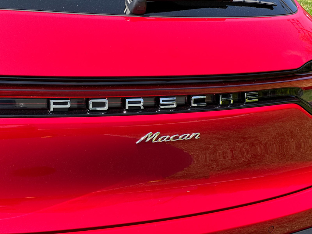 Thumbnail: 2025 Porsche Macan - 7
