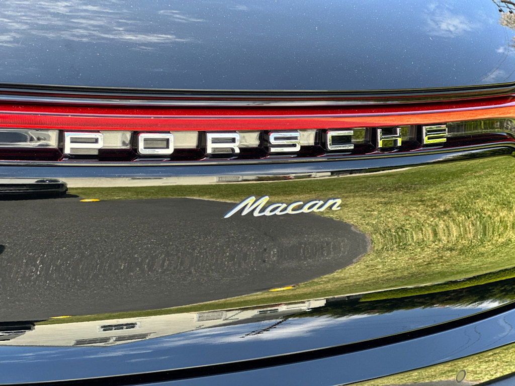 Thumbnail: 2025 Porsche Macan - 7