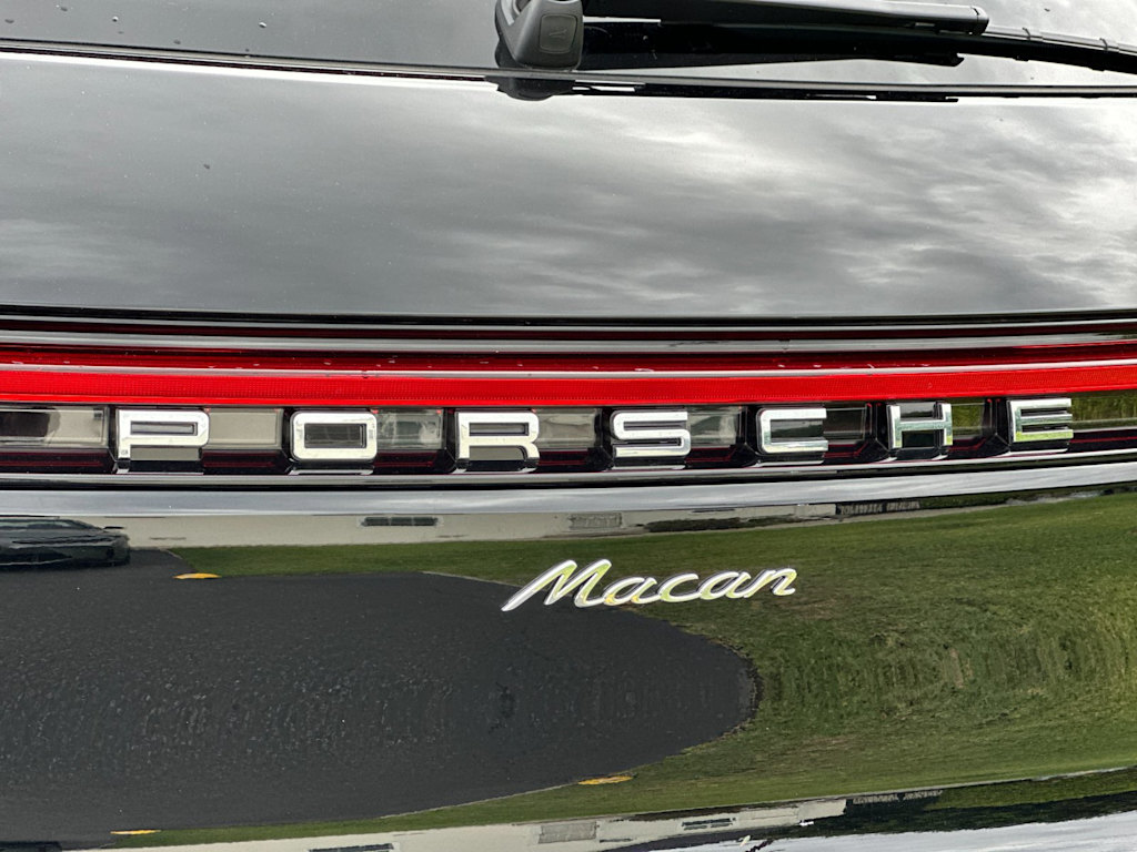 Thumbnail: 2025 Porsche Macan - 7