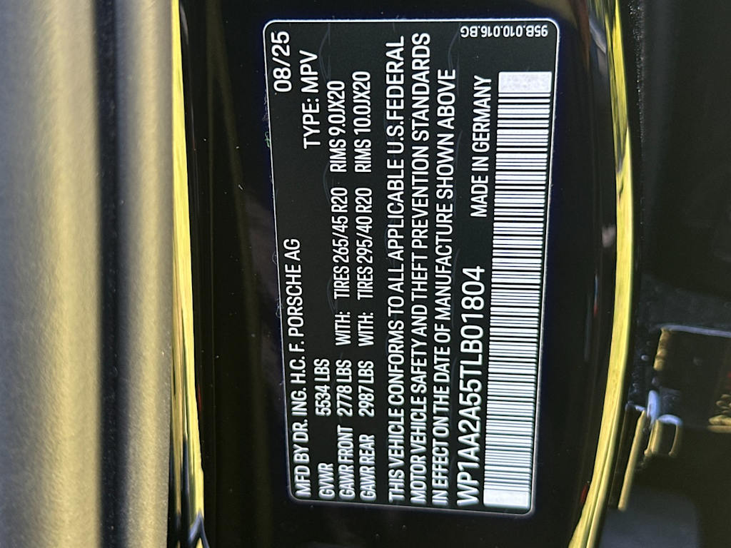 Thumbnail: 2026 Porsche Macan - 33