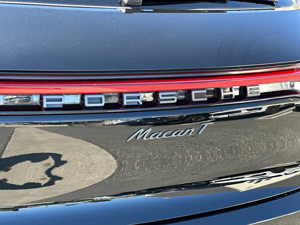 Thumbnail: 2023 Porsche Macan - 6