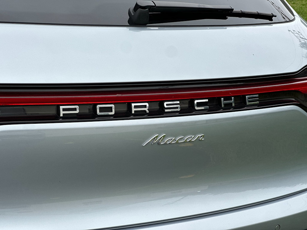 Thumbnail: 2025 Porsche Macan - 7