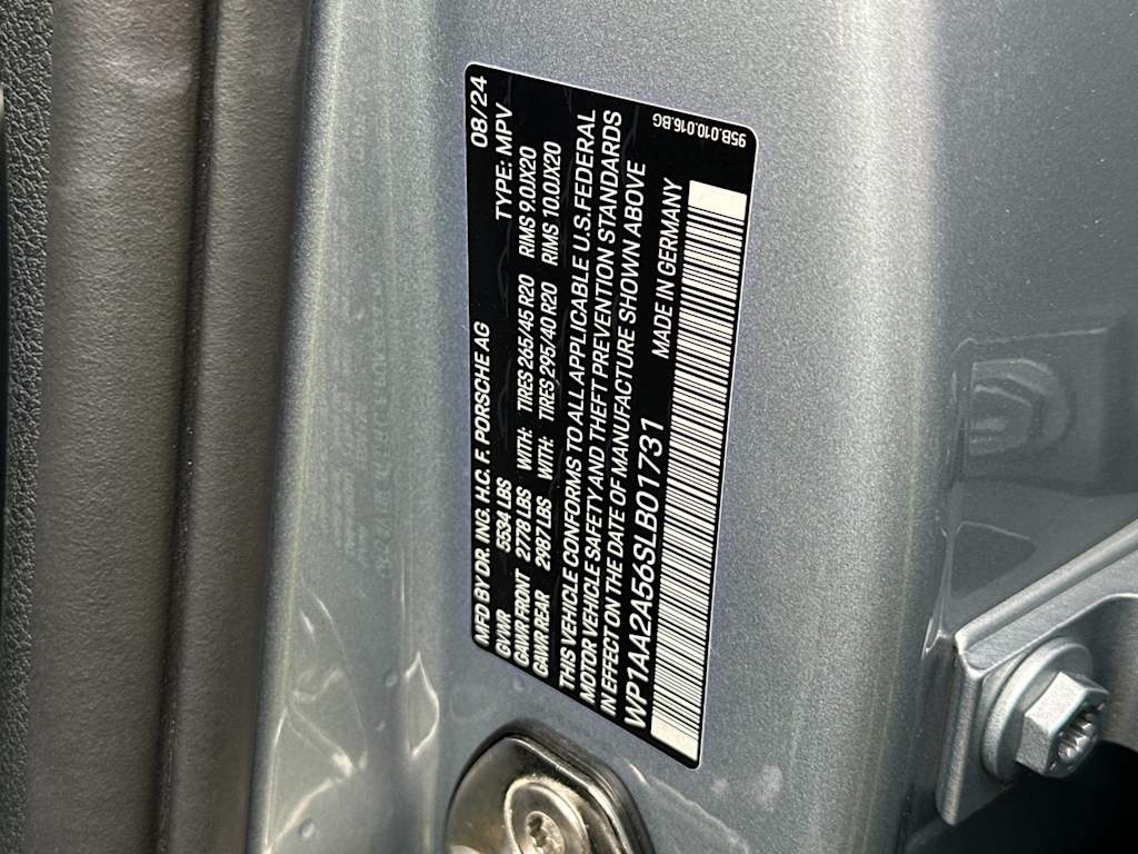 Thumbnail: 2025 Porsche Macan - 18