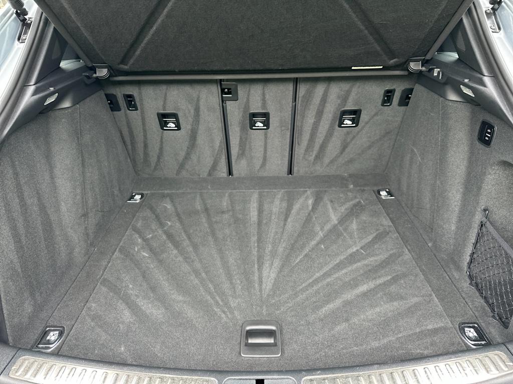 Thumbnail: 2025 Porsche Macan - 17