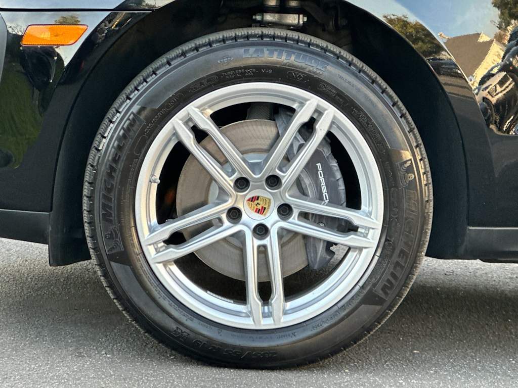 Thumbnail: 2025 Porsche Macan - 8