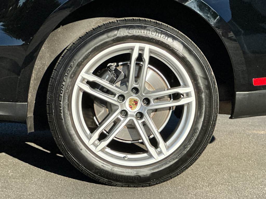 Thumbnail: 2025 Porsche Macan - 8