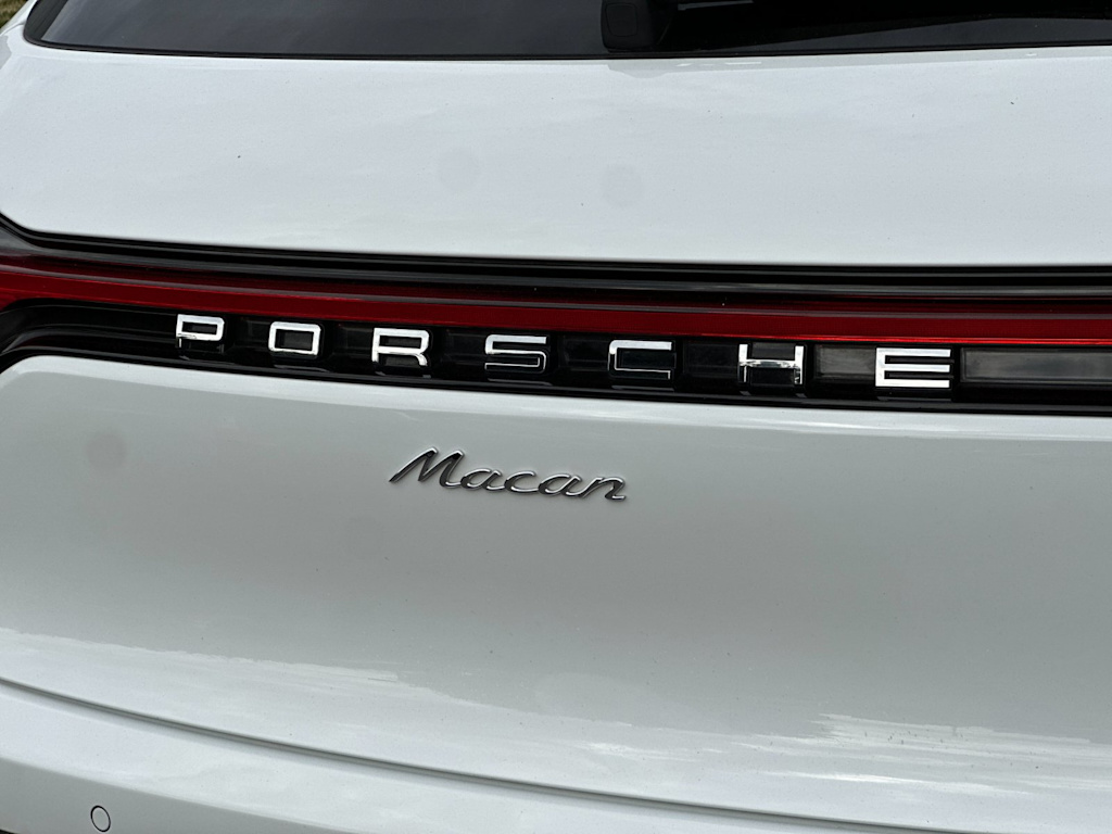 Thumbnail: 2025 Porsche Macan - 6