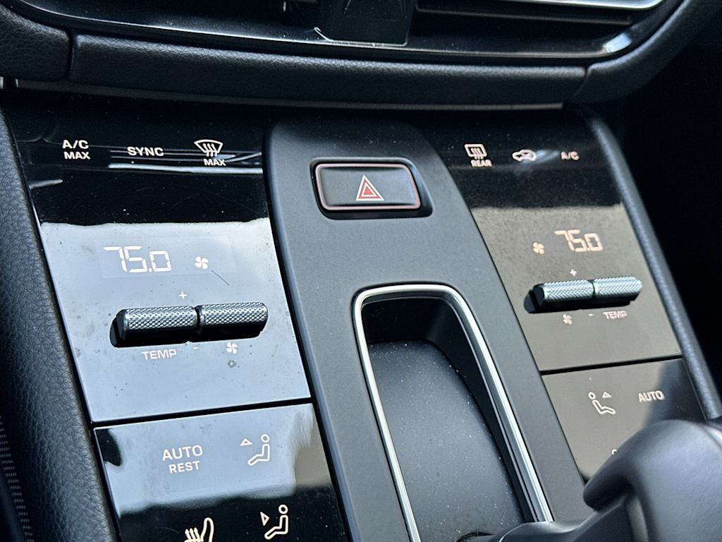 Thumbnail: 2025 Porsche Macan - 15