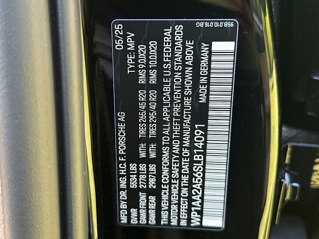 Thumbnail: 2025 Porsche Macan - 19