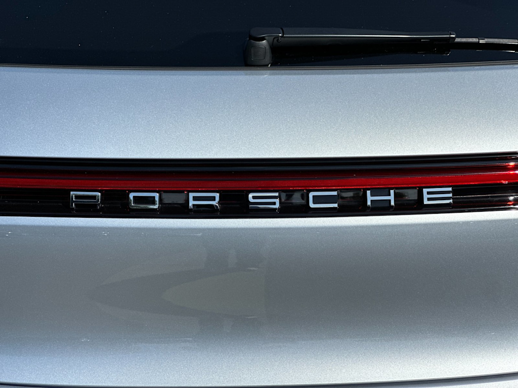 Thumbnail: 2026 Porsche Macan - 33