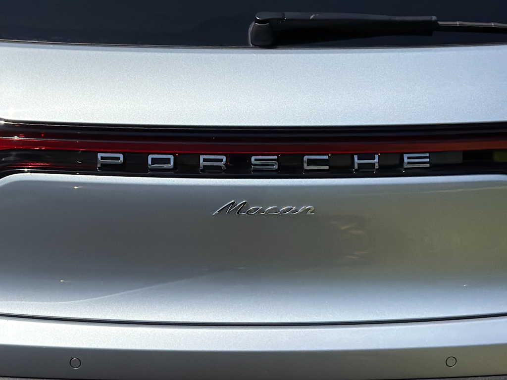 Thumbnail: 2024 Porsche Macan - 33