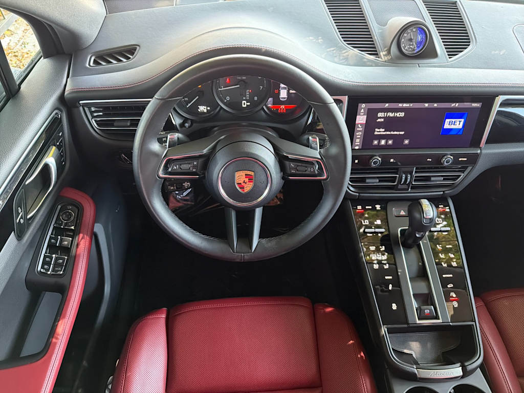 Thumbnail: 2024 Porsche Macan - 9