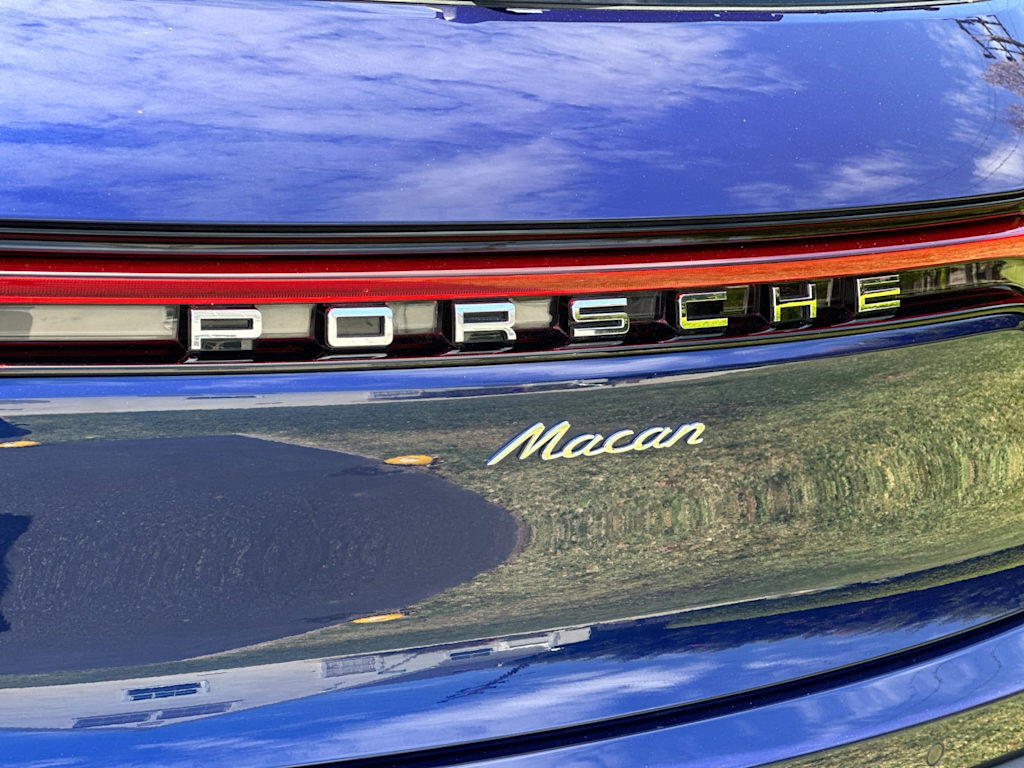 Thumbnail: 2025 Porsche Macan - 7