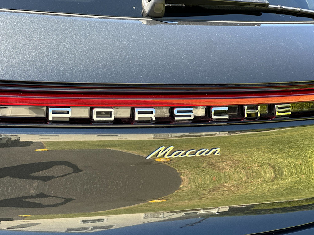 Thumbnail: 2025 Porsche Macan - 7