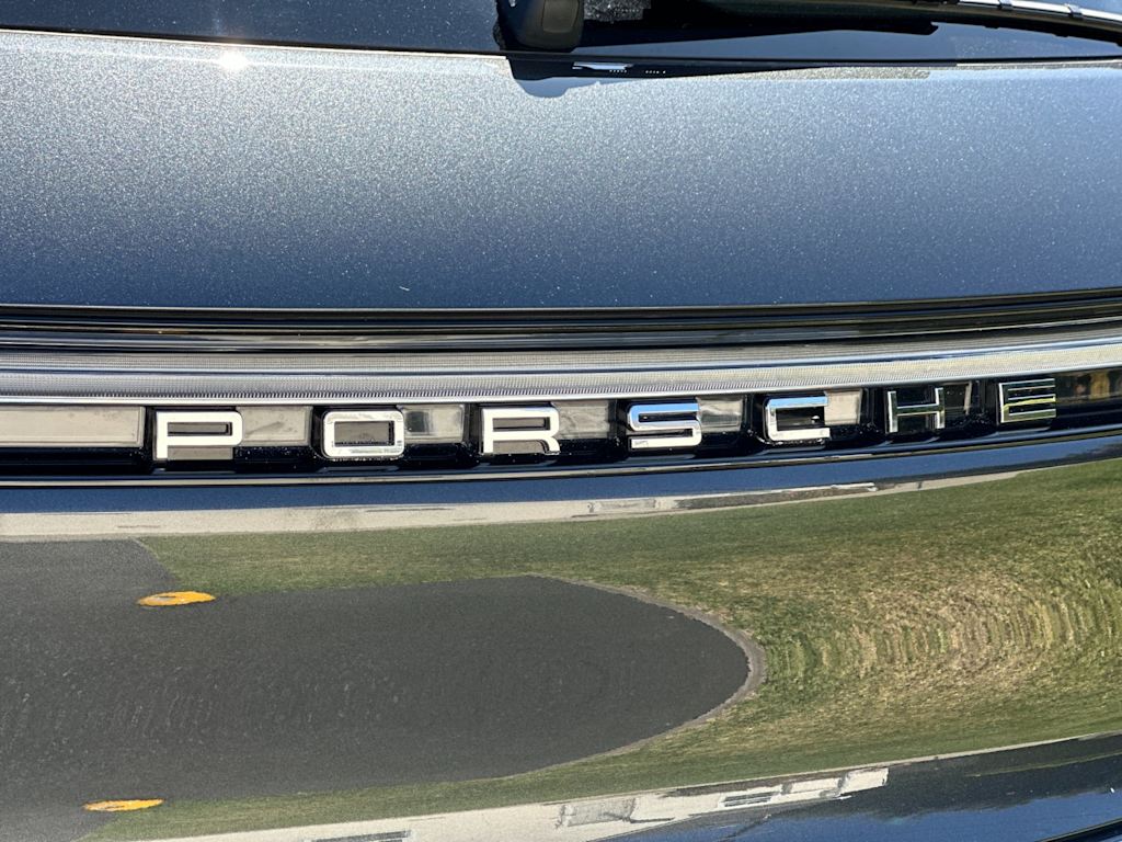 Thumbnail: 2026 Porsche Macan - 7