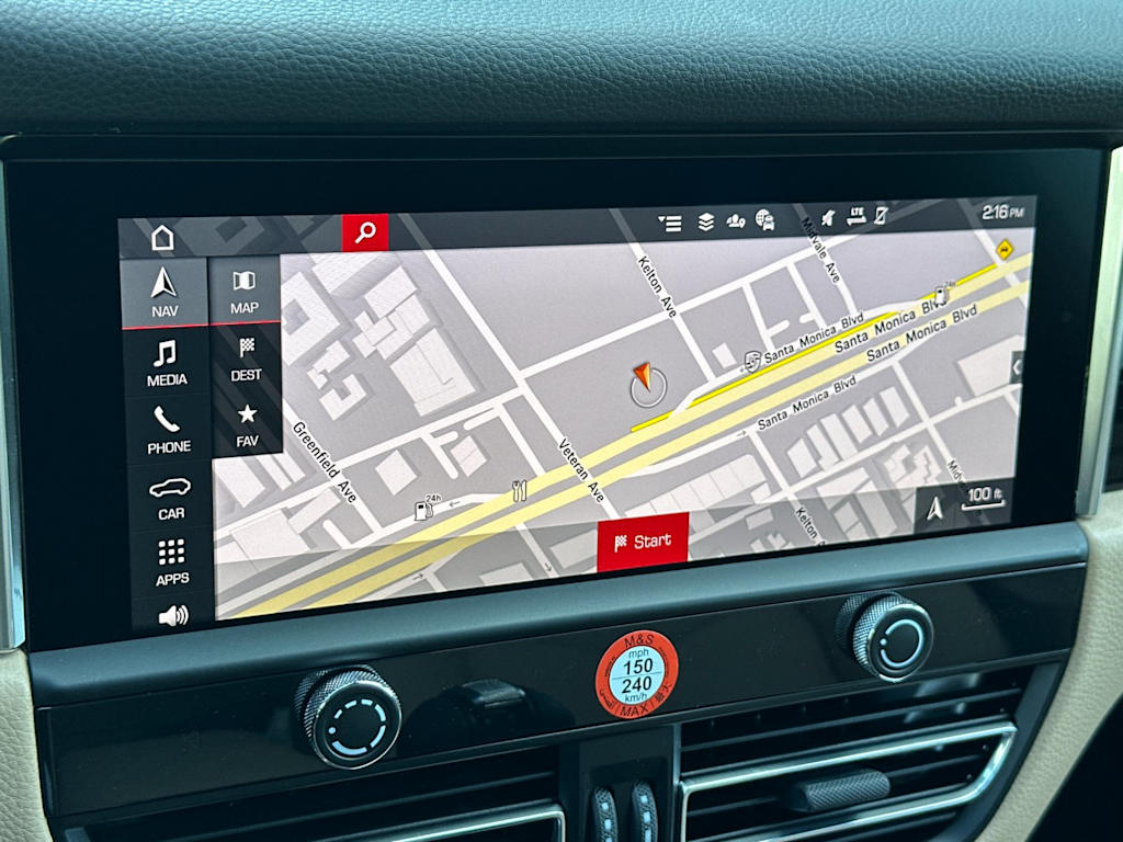 Thumbnail: 2026 Porsche Macan - 25