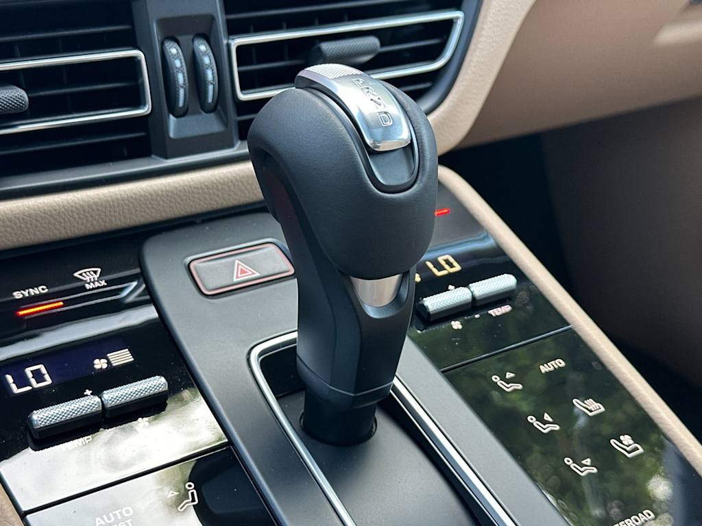 Thumbnail: 2026 Porsche Macan - 28