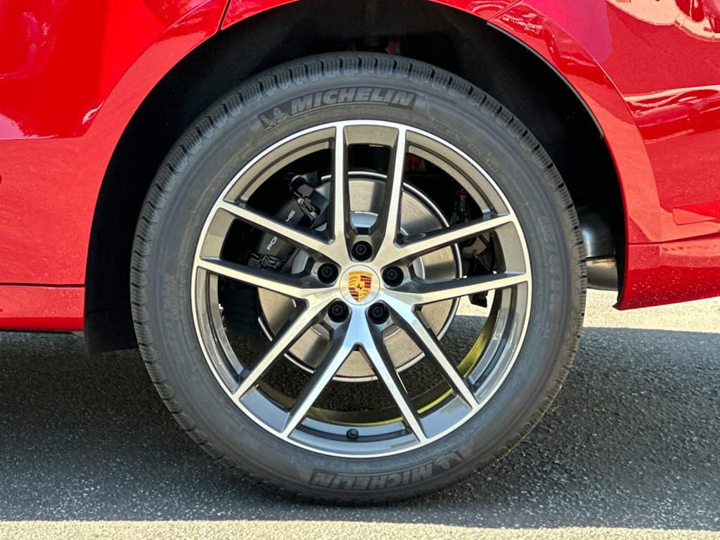 Thumbnail: 2026 Porsche Macan - 8