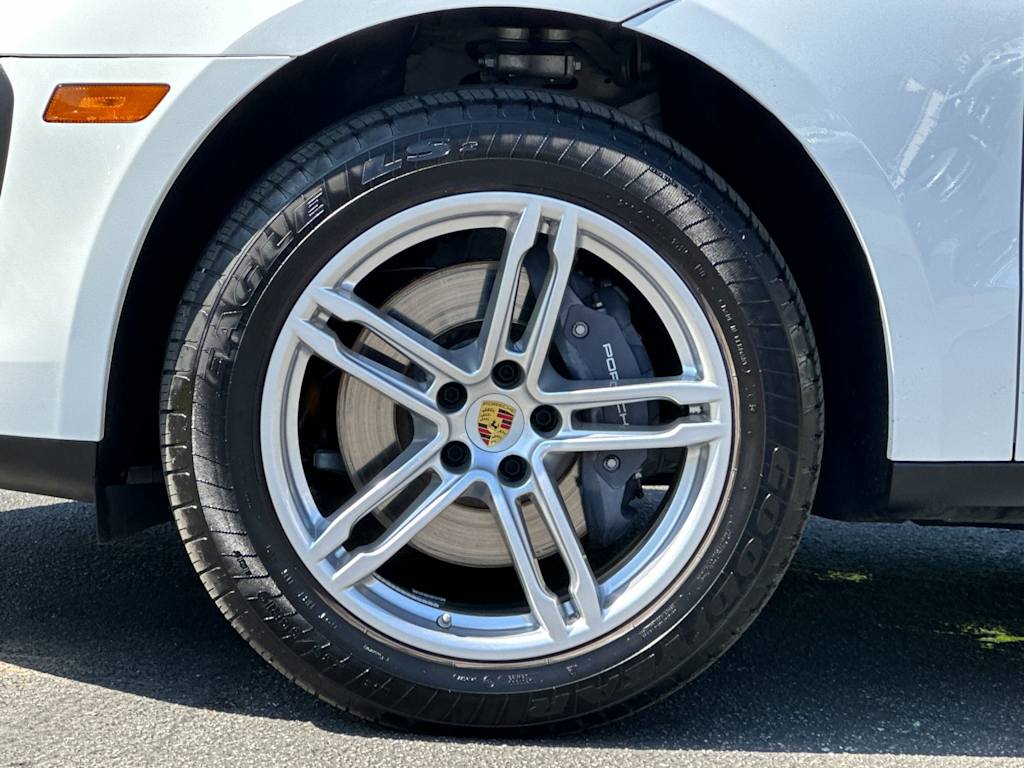 Thumbnail: 2025 Porsche Macan - 8