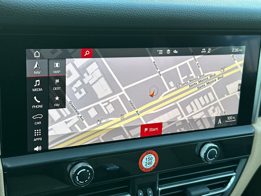 Thumbnail: 2025 Porsche Macan - 26