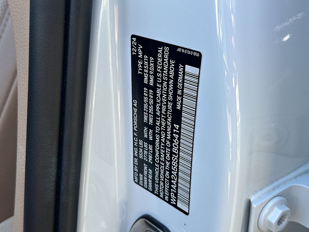 Thumbnail: 2025 Porsche Macan - 18