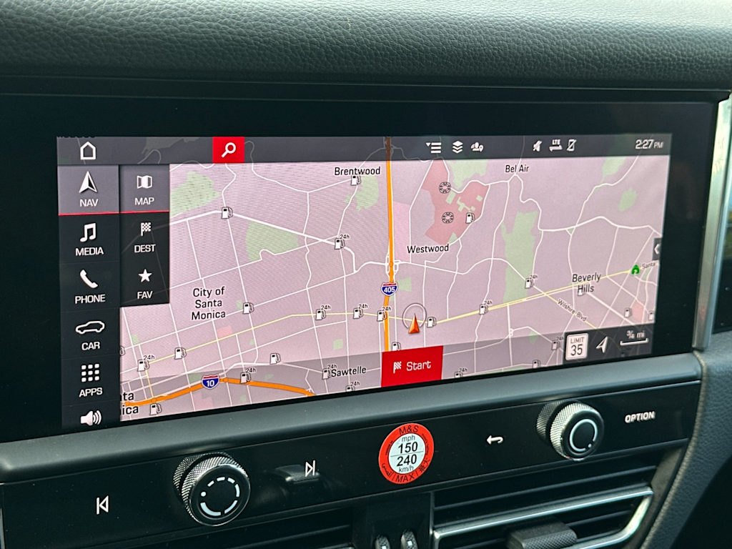 Thumbnail: 2025 Porsche Macan - 26