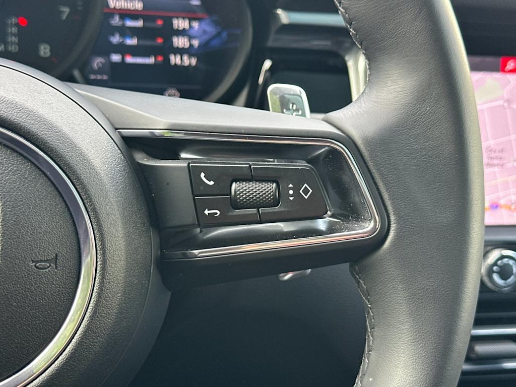 Thumbnail: 2025 Porsche Macan - 31