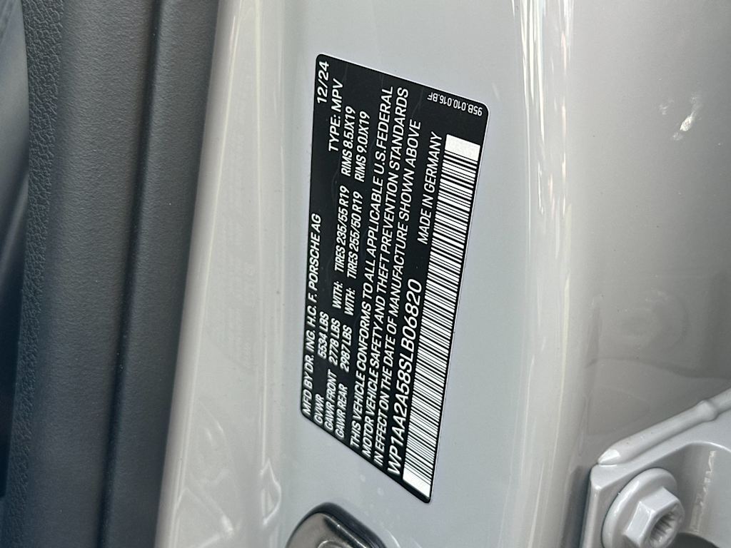 Thumbnail: 2025 Porsche Macan - 19