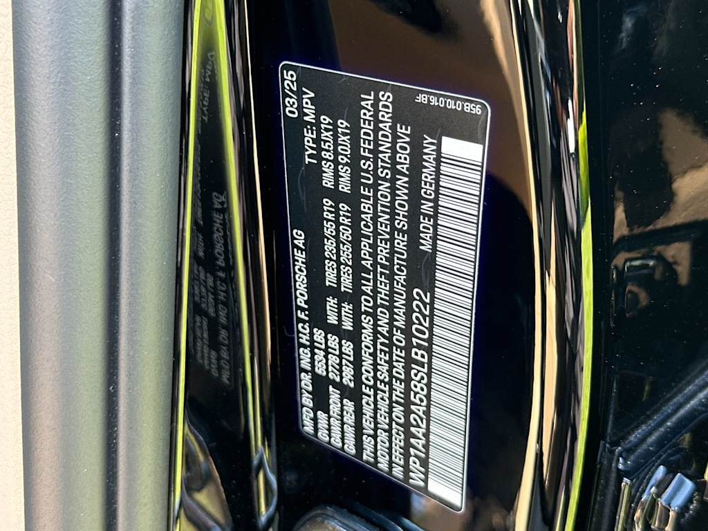 Thumbnail: 2025 Porsche Macan - 17