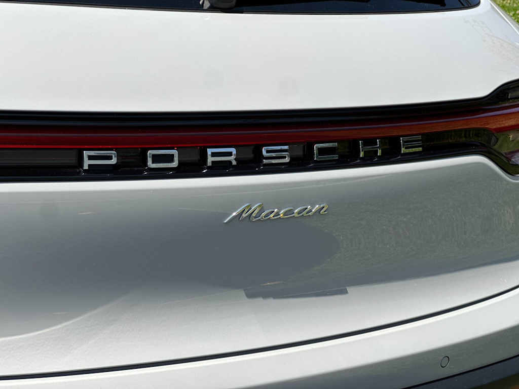 Thumbnail: 2025 Porsche Macan - 7