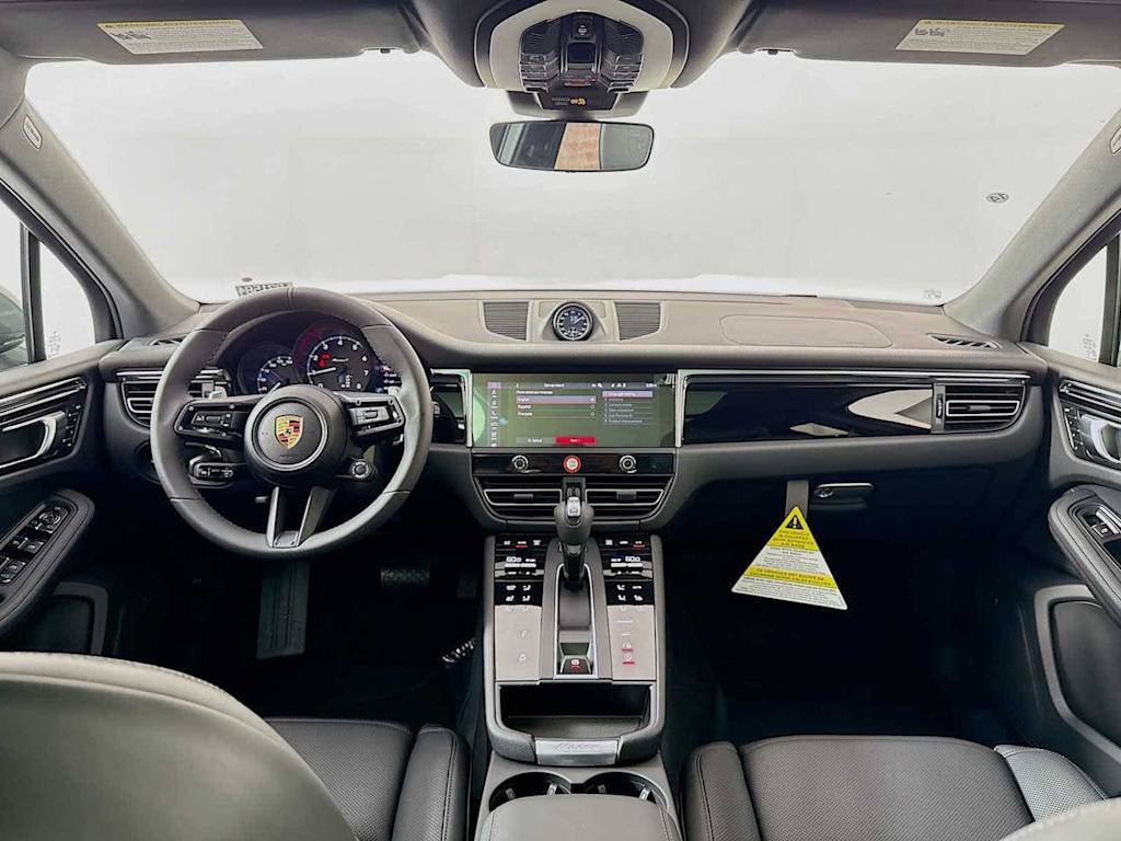 Thumbnail: 2025 Porsche Macan - 53