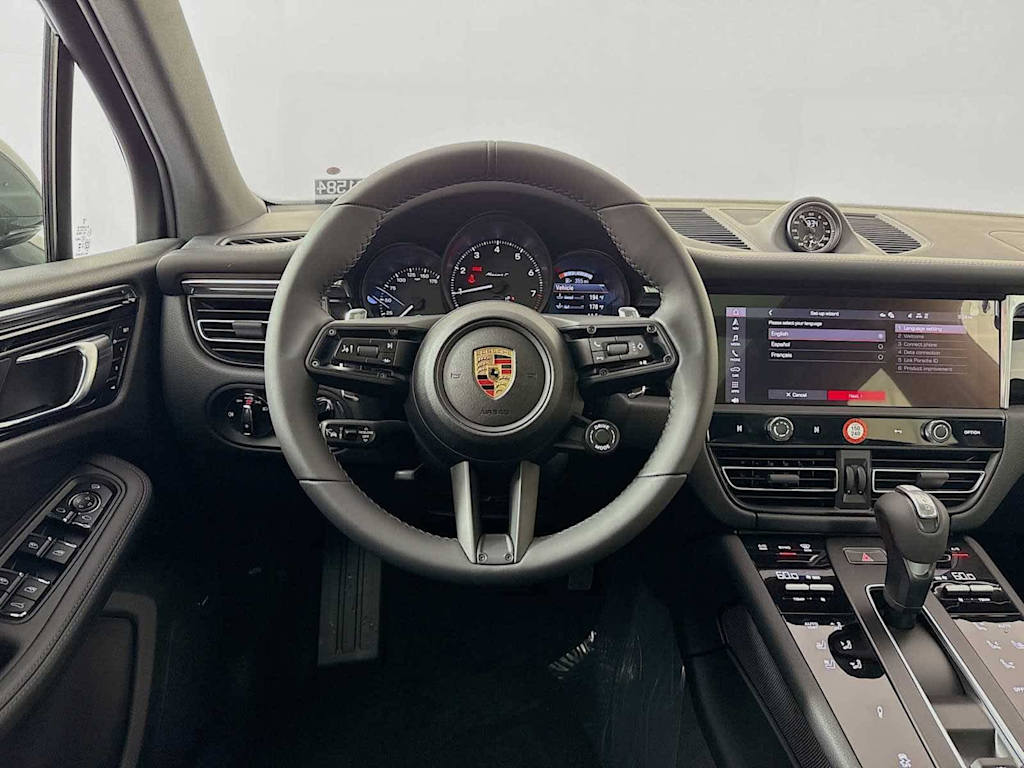 Thumbnail: 2025 Porsche Macan - 45