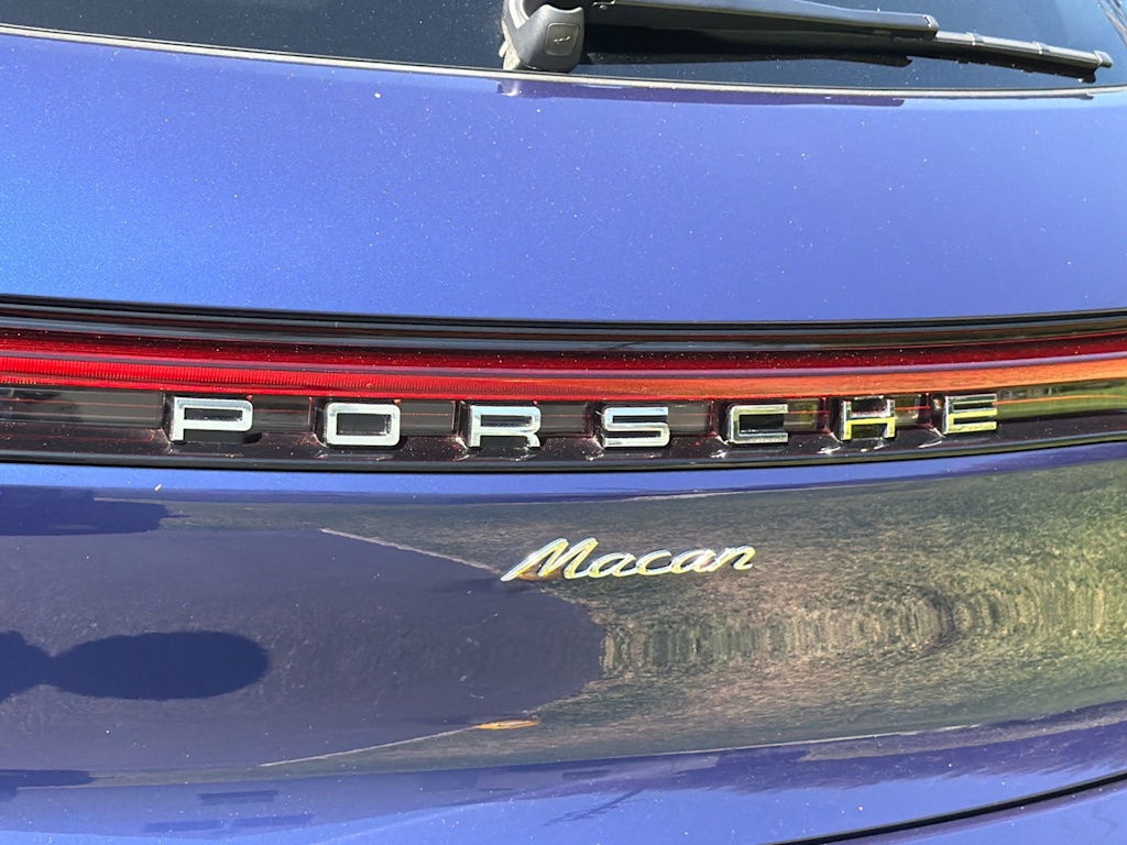 Thumbnail: 2026 Porsche Macan - 7