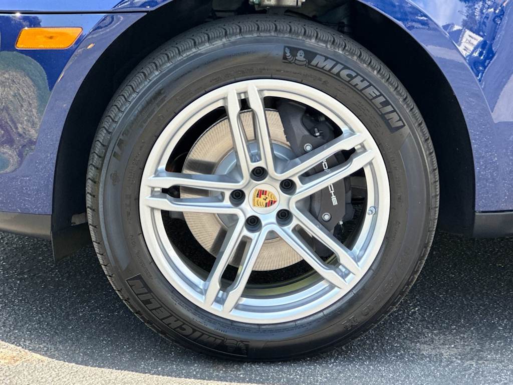 Thumbnail: 2025 Porsche Macan - 8