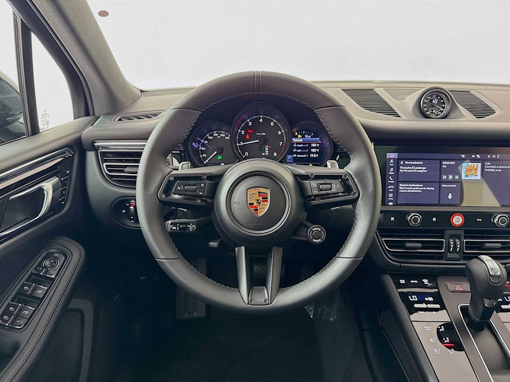 Thumbnail: 2026 Porsche Macan - 12