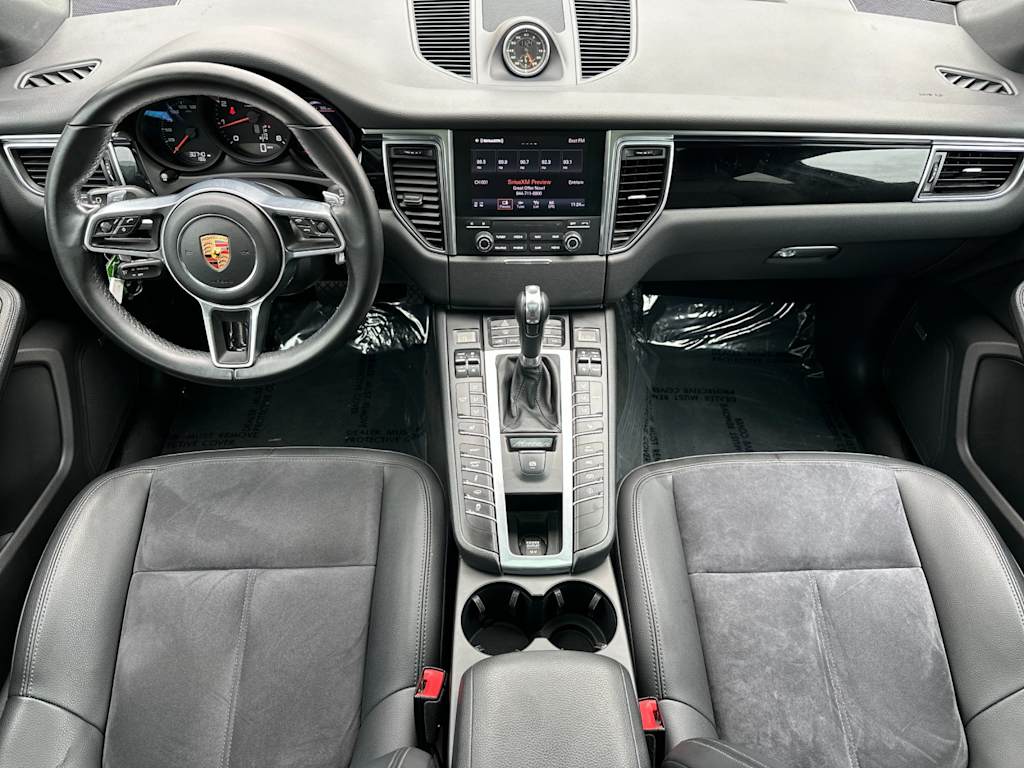 Thumbnail: 2018 Porsche Macan - 2