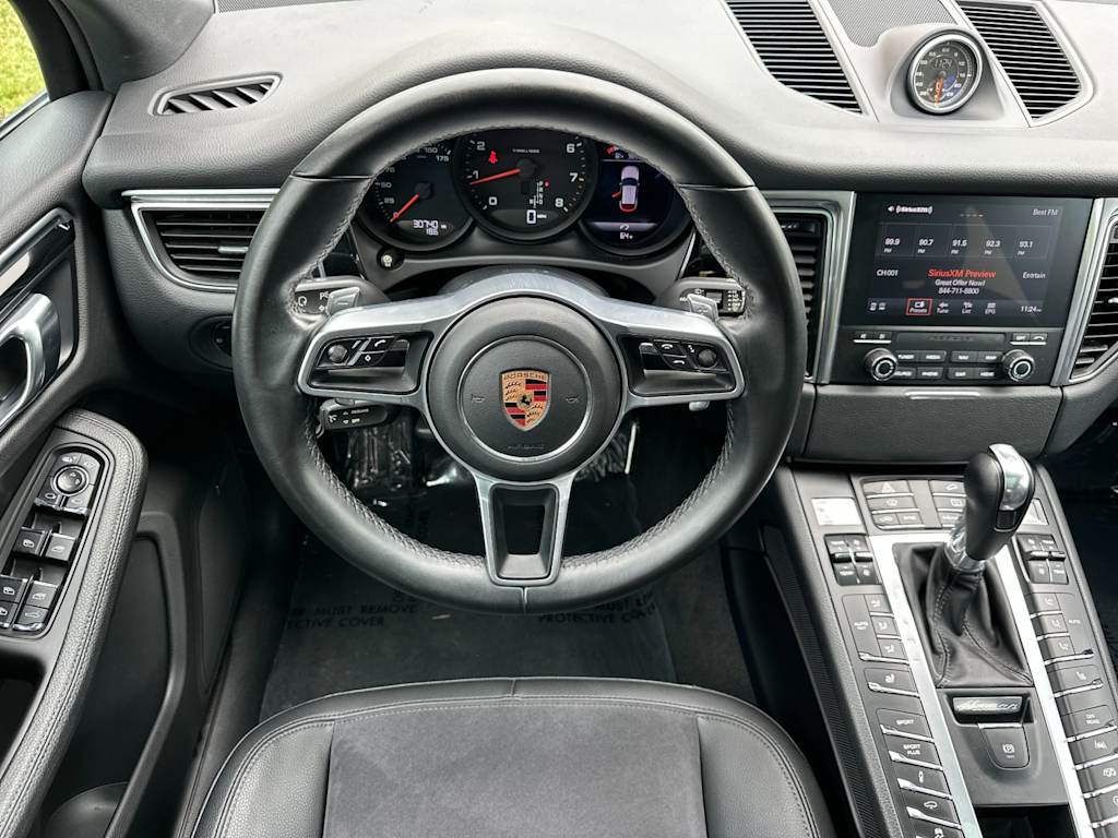 Thumbnail: 2018 Porsche Macan - 9