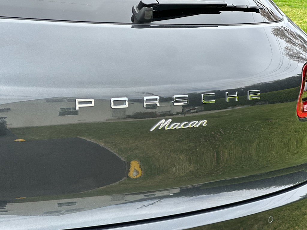 Thumbnail: 2018 Porsche Macan - 7